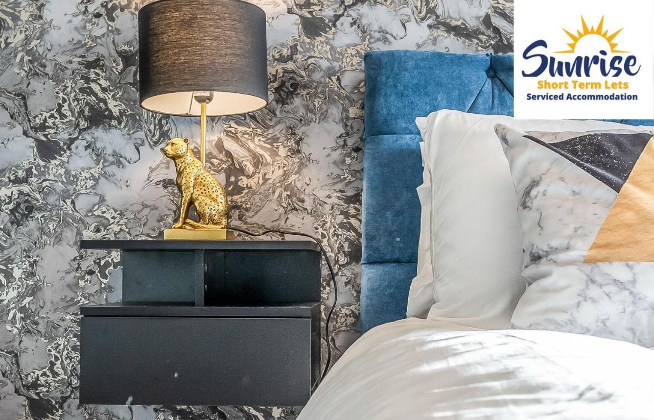 Presidential Apartment, Family Home, Luxury Bedrooms, 2 Rooms, 1 King Bed, 2 Single Beds, Free Wifi, Free Parking, Tourists, Business Travelers, Relocation, Beautiful River Views, - Long Stays, Invoice And Reduced Price Are Only Via Sunrise Short Let ดันดี ภายนอก รูปภาพ