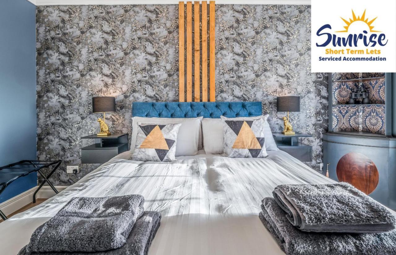 Presidential Apartment, Family Home, Luxury Bedrooms, 2 Rooms, 1 King Bed, 2 Single Beds, Free Wifi, Free Parking, Tourists, Business Travelers, Relocation, Beautiful River Views, - Long Stays, Invoice And Reduced Price Are Only Via Sunrise Short Let ดันดี ภายนอก รูปภาพ