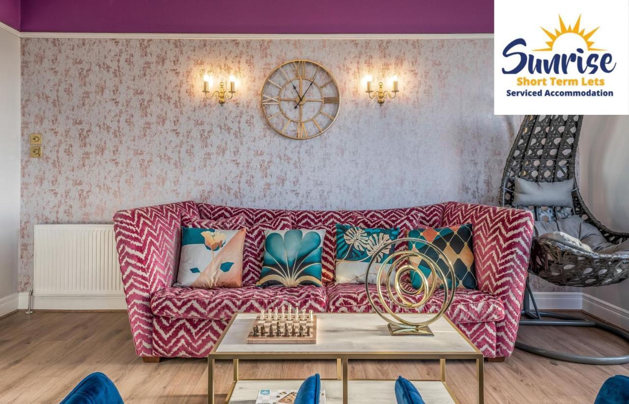 Presidential Apartment, Family Home, Luxury Bedrooms, 2 Rooms, 1 King Bed, 2 Single Beds, Free Wifi, Free Parking, Tourists, Business Travelers, Relocation, Beautiful River Views, - Long Stays, Invoice And Reduced Price Are Only Via Sunrise Short Let ดันดี ภายนอก รูปภาพ